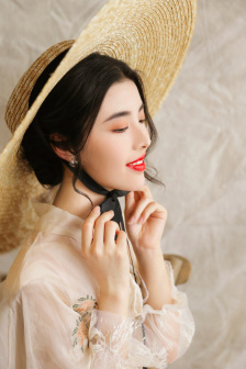 《菊内留香》TXL金银花